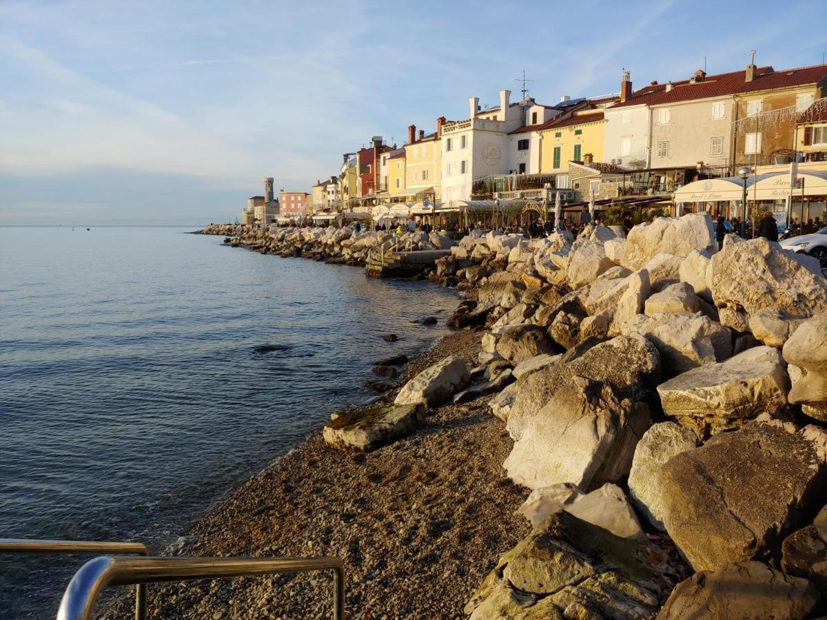 3Papige Apartment Piran Bagian luar foto